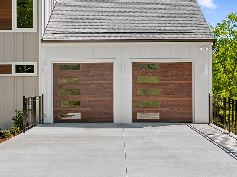 C.H.I. Overhead Doors - Accents Woodtones